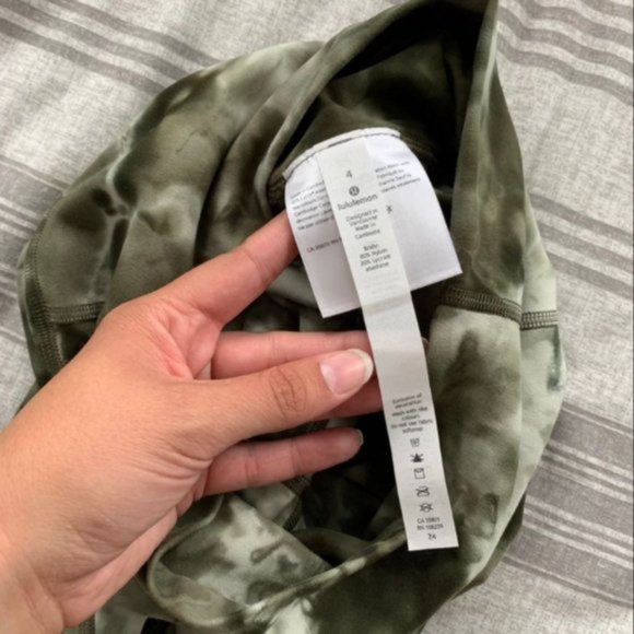 Lululemon Align 25" Leggings Diamond Dye Green - Picture 4 of 5